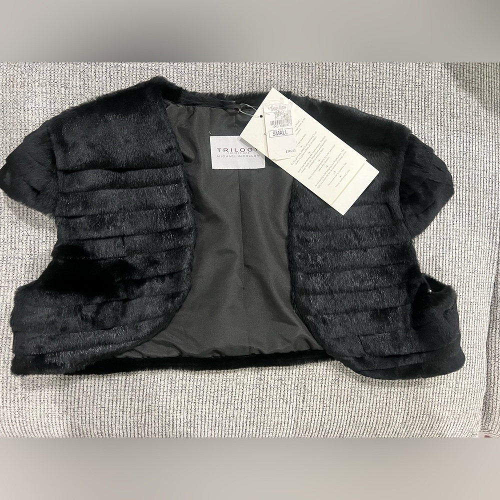 TRILOGY Collections Michael McCollom Dyed Sheared Rabbit Fur Shrug S NEW!